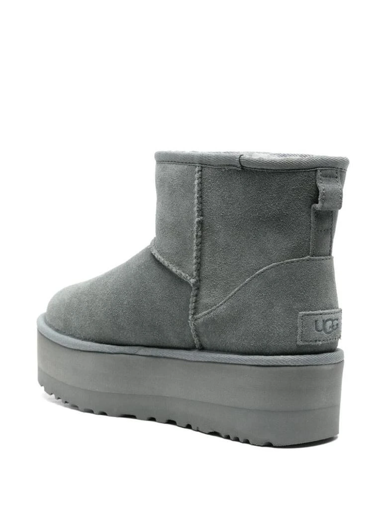 商品UGG|UGG Mini Classic Platform Boots,价格¥1716,第4张图片详细描述