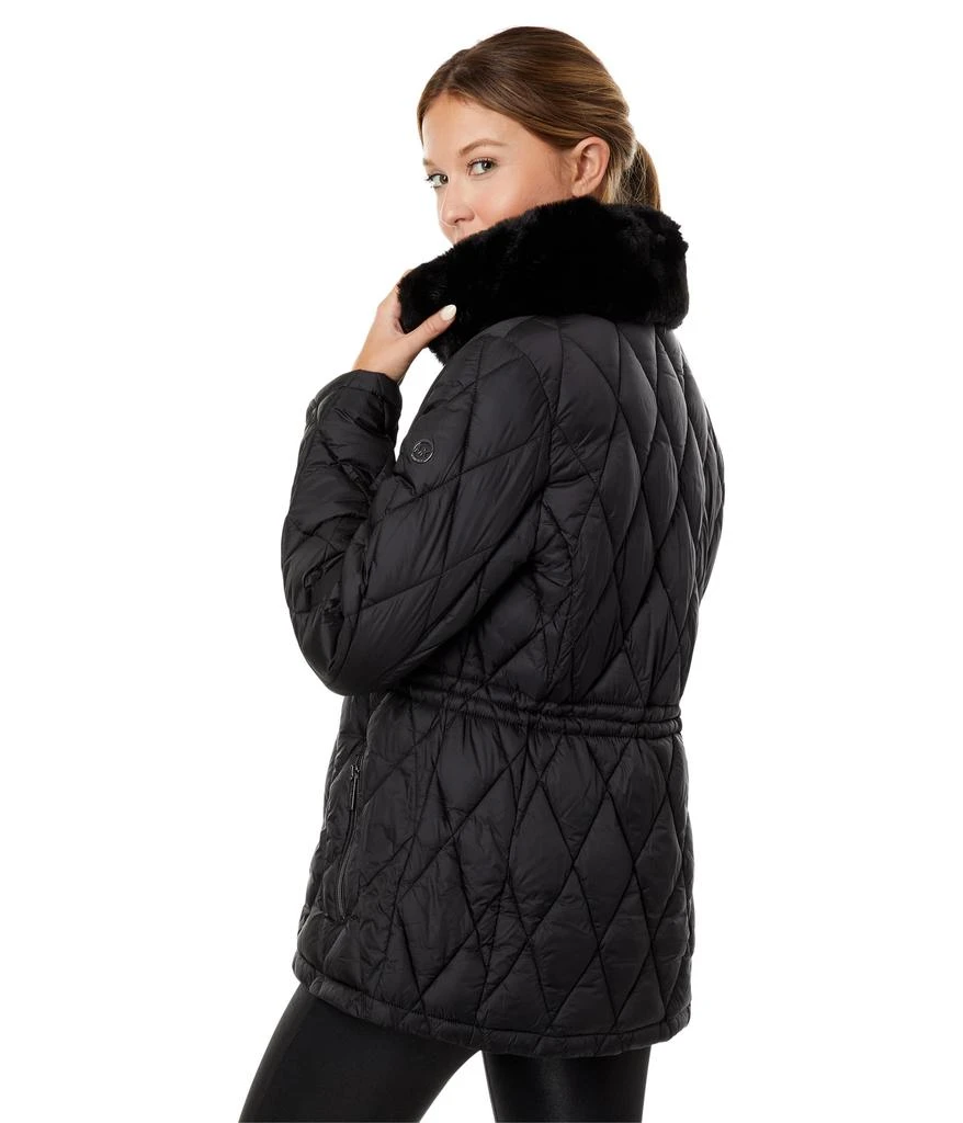 商品Michael Kors|Diamond Quilt Puffer M426048C68,价格¥1347,第2张图片详细描述