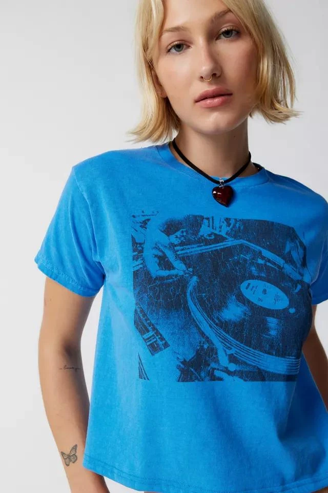 商品Urban Outfitters|Record Player Alexa Baby Tee,价格¥265,第1张图片