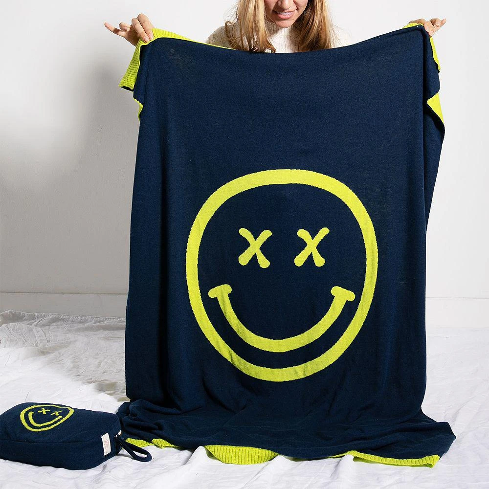 商品Pink Lemonade|Smiley Travel Throw Blanket,价格¥823,第1张图片