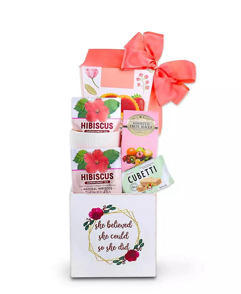 商品Alder Creek Gift Baskets|She Believed Wood Box 7 Piece Gift Crate,价格¥226,第1张图片