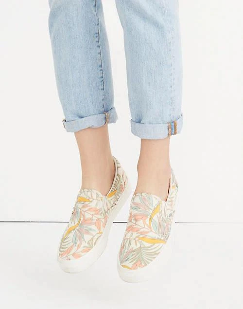 商品Vans|Unisex Classic Slip-On Sneakers in Cali Floral,价格¥317,第5张图片详细描述