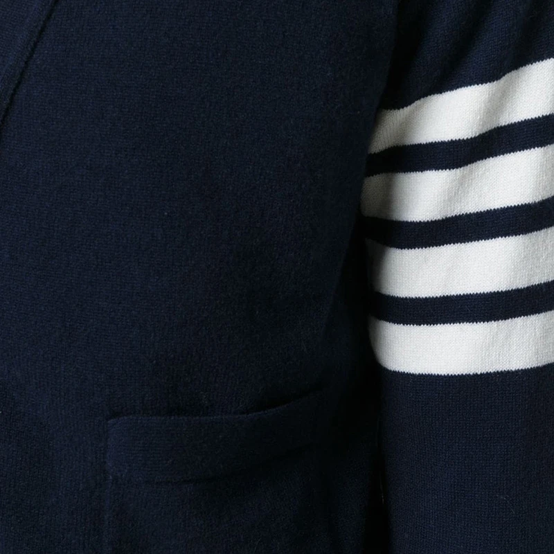 THOM BROWNE 海军蓝色男士针织衫/毛衣 MKC001A-00011-415 商品