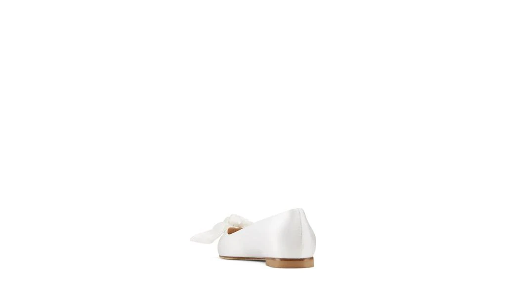 商品Stuart Weitzman|ANNY MESH BOW FLAT,价格¥1751,第3张图片详细描述