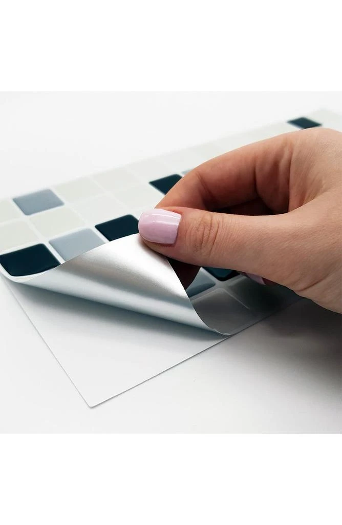 商品WALPLUS|Classic Black and White Mosaic Glossy 3D Sticker Tile - 30cm x 15cm (11.8" x 6") - 12-Piece in a pack,价格¥318,第5�张图片详细描述