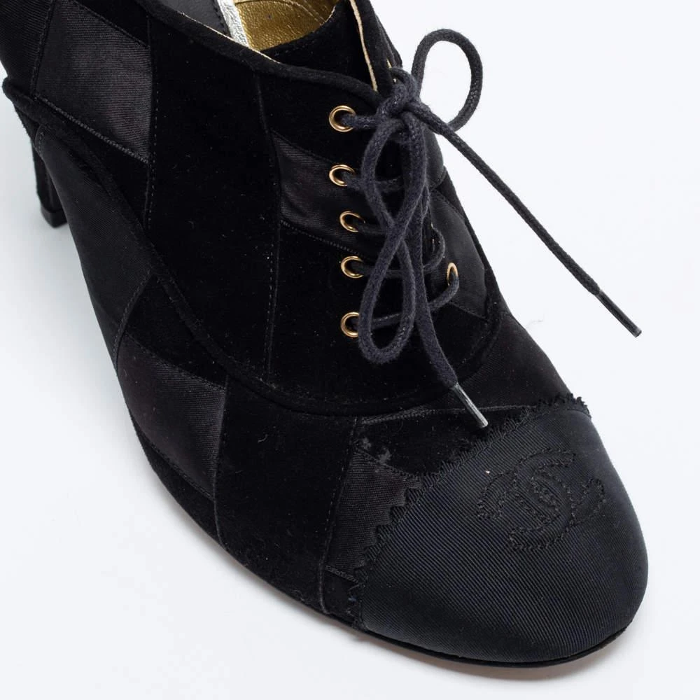 Chanel Black Suede and Satin Patchwork Lace-Up CC Cap Toe Ankle Booties Size 41 商品