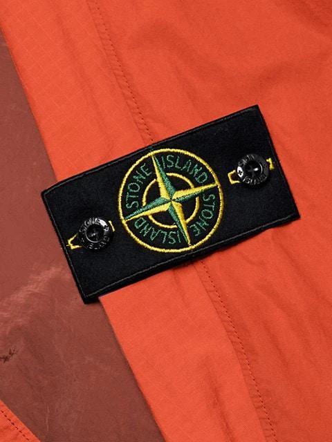 Geometric Compass Long-Sleeve Crewneck 商品