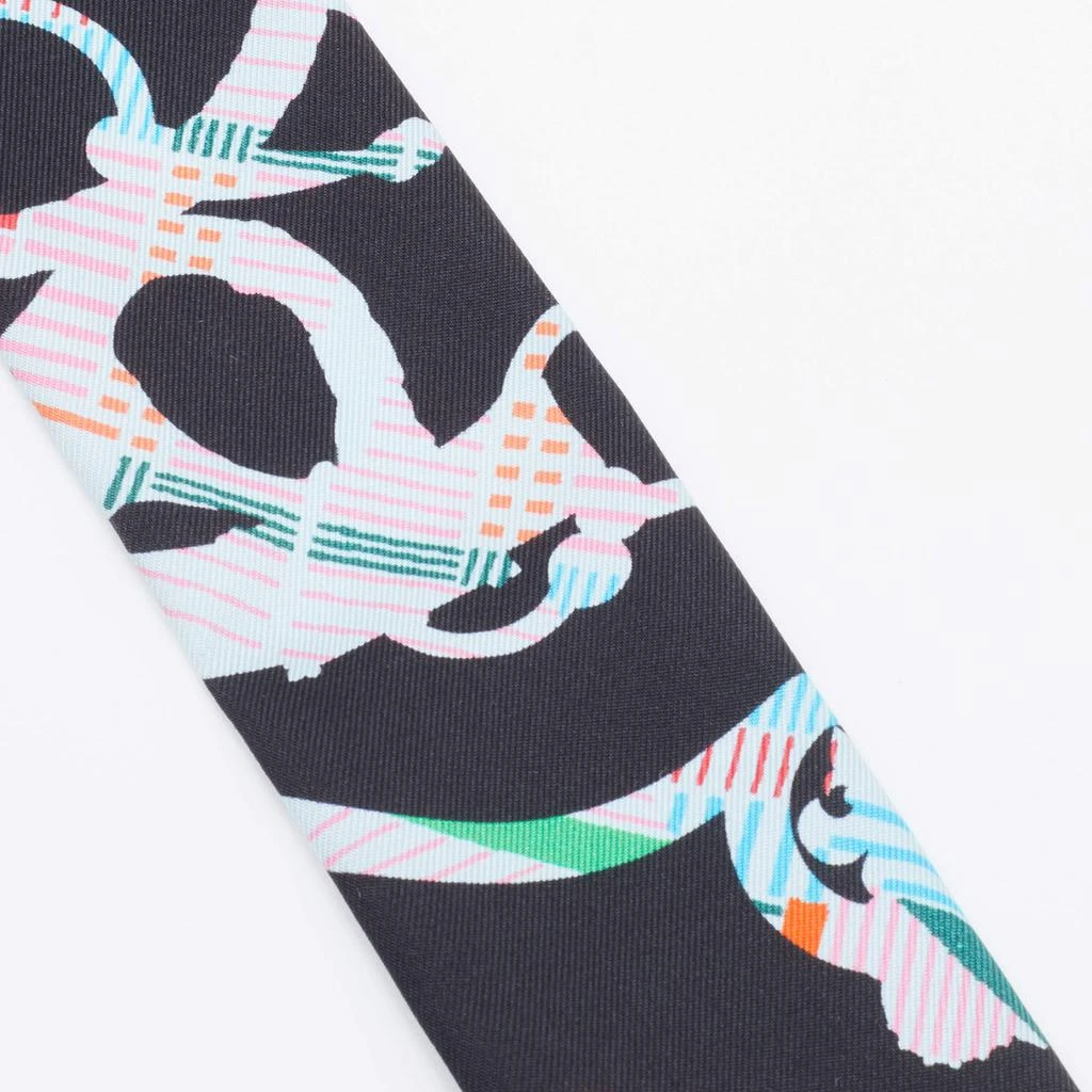商品[二手商品] Hermes|Hermès Black Cavalcadour Silk Twilly,价格¥1292,第3张图片详细描述