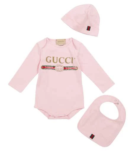 商品Gucci|Baby logo cotton bodysuit, hat and bib set,价格¥2366,第1张图片