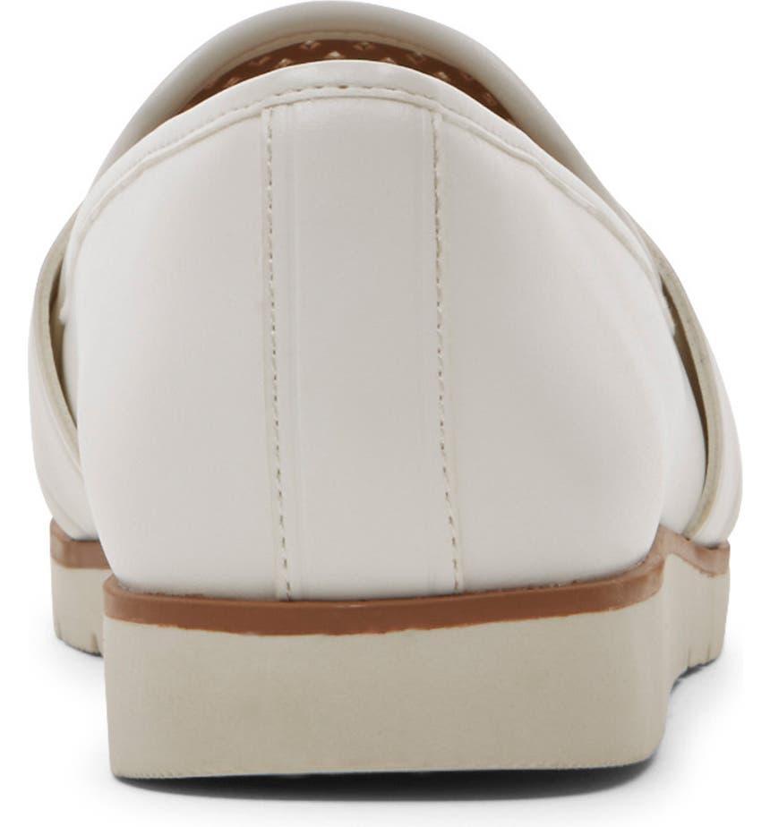 商品Rockport|Stacie Perforated Leather Loafer,价格¥449,第4张图片详细描述