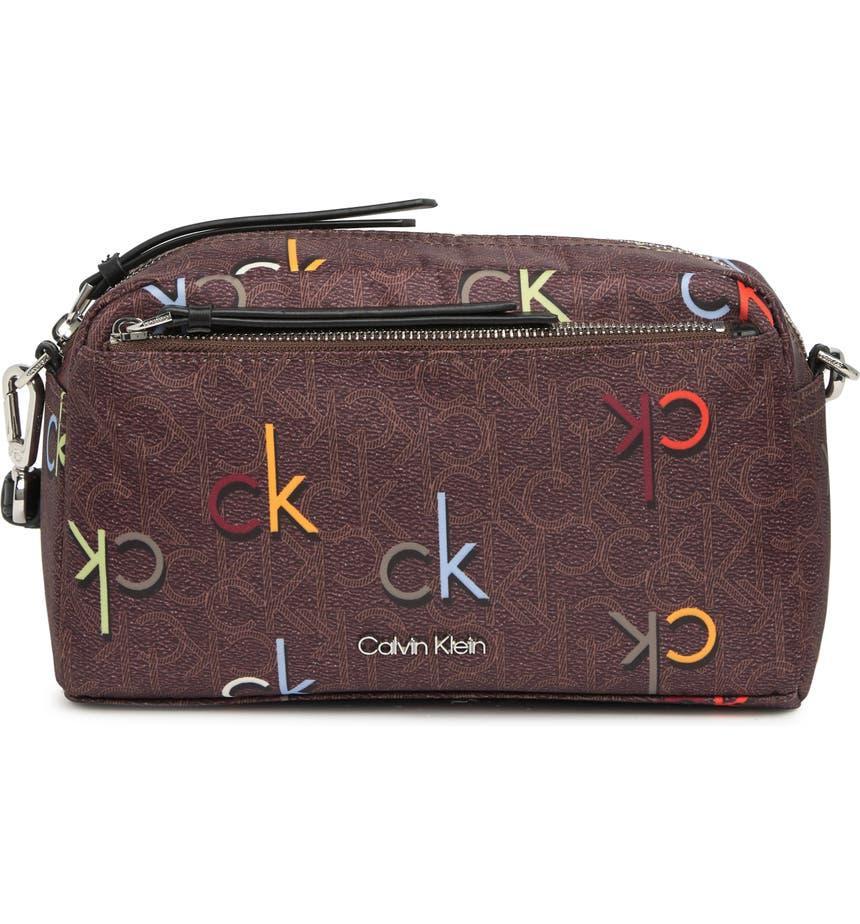 商品Calvin Klein|Carabelle Crossbody Bag,价格¥429,第1张图片