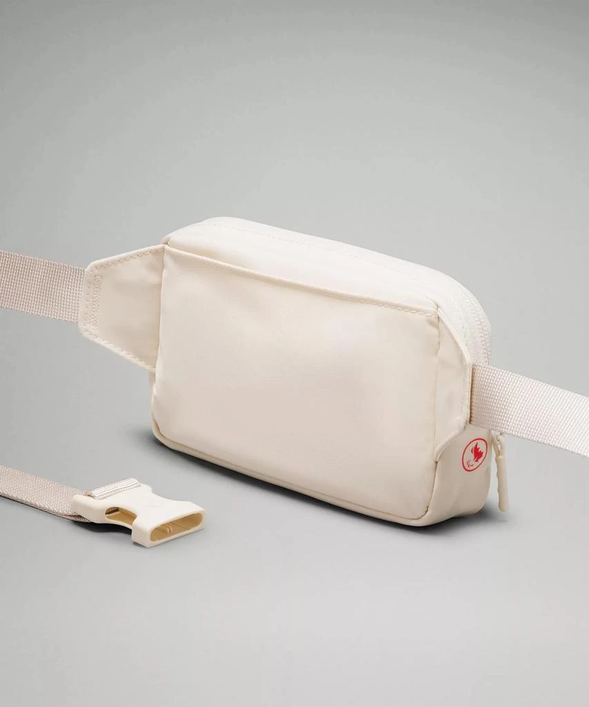 Team Canada Future Legacy Mini Belt Bag *COC CPC Logo 商品