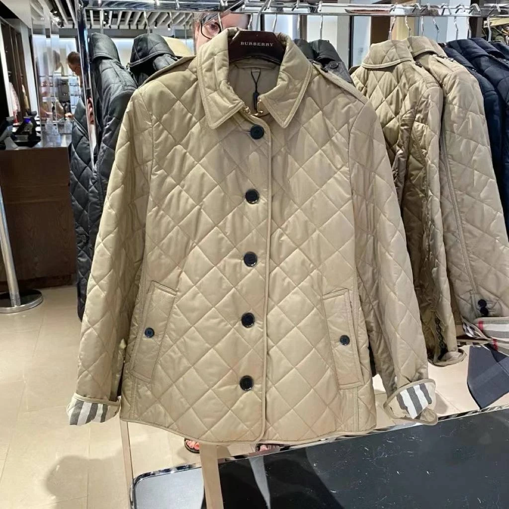 BURBERRY/博柏利 Frankby系女米黄色聚酯绗缝纹路排扣棉服 商品