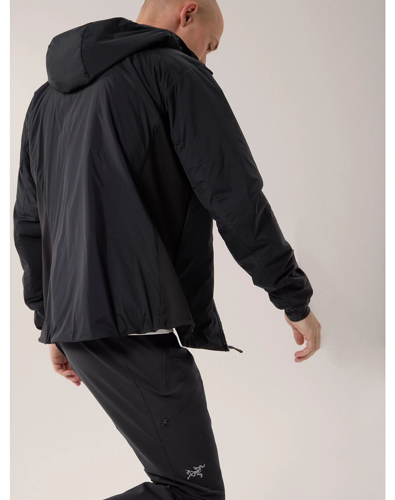 商品Arc'teryx|Arc'teryx 男士户外冲锋衣 X000007487BLACK 黑色,价格¥2183,第5张图片详细描述