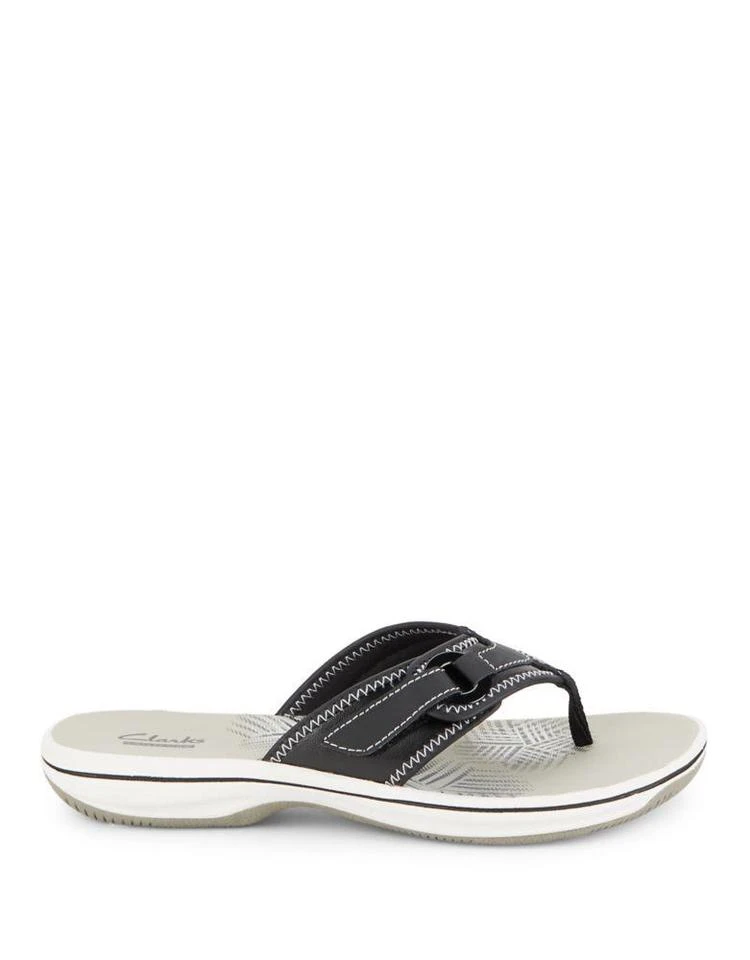 商品Clarks|Breeze Mila Thong Sandals,价格¥170,第5张图片详细描述