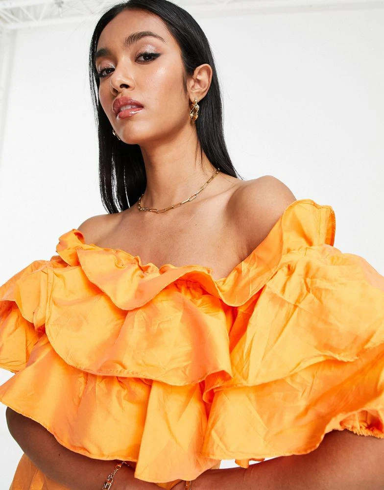 商品VERO MODA|Vero Moda mini dress with off the shoulder exaggerated frill detail in orange,价格¥129,第4张图片详细描述