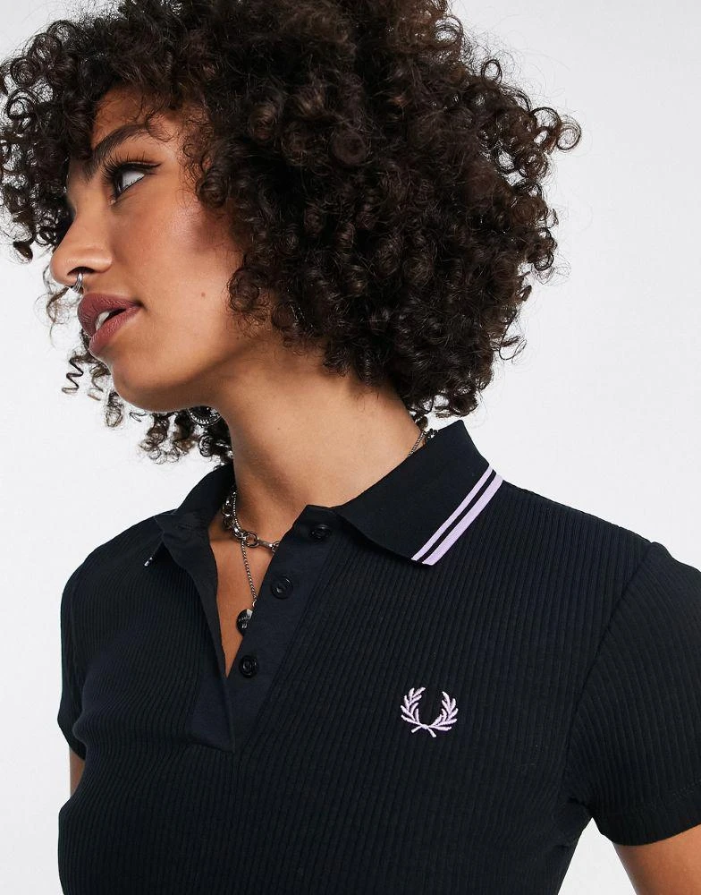 商品Fred Perry|Fred Perry cropped ribbed polo shirt in black,价格¥512,第4张图片详细描述