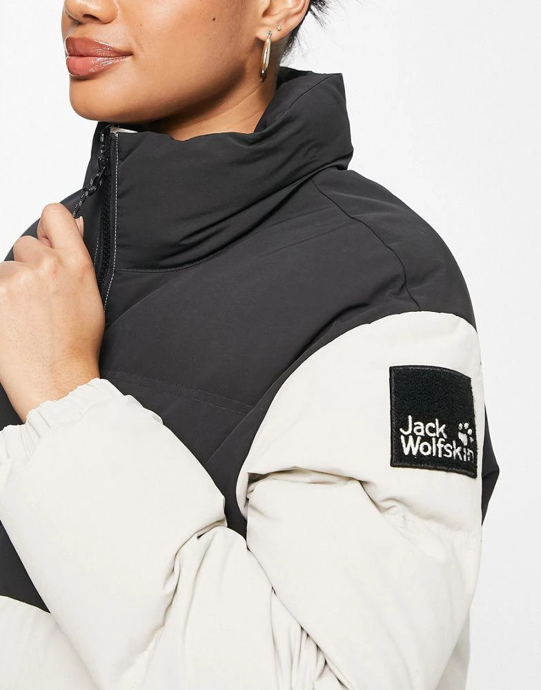 商品Jack Wolfskin|Jack Wolfskin Alex down puffer jacket in white,价格¥1030,第4张图片详细描述