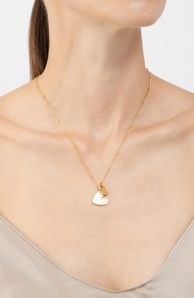 商品ADORNIA|Mother-of-Pearl Heart Charm Water Resistant Necklace,价格¥167,第2张图片详细描述