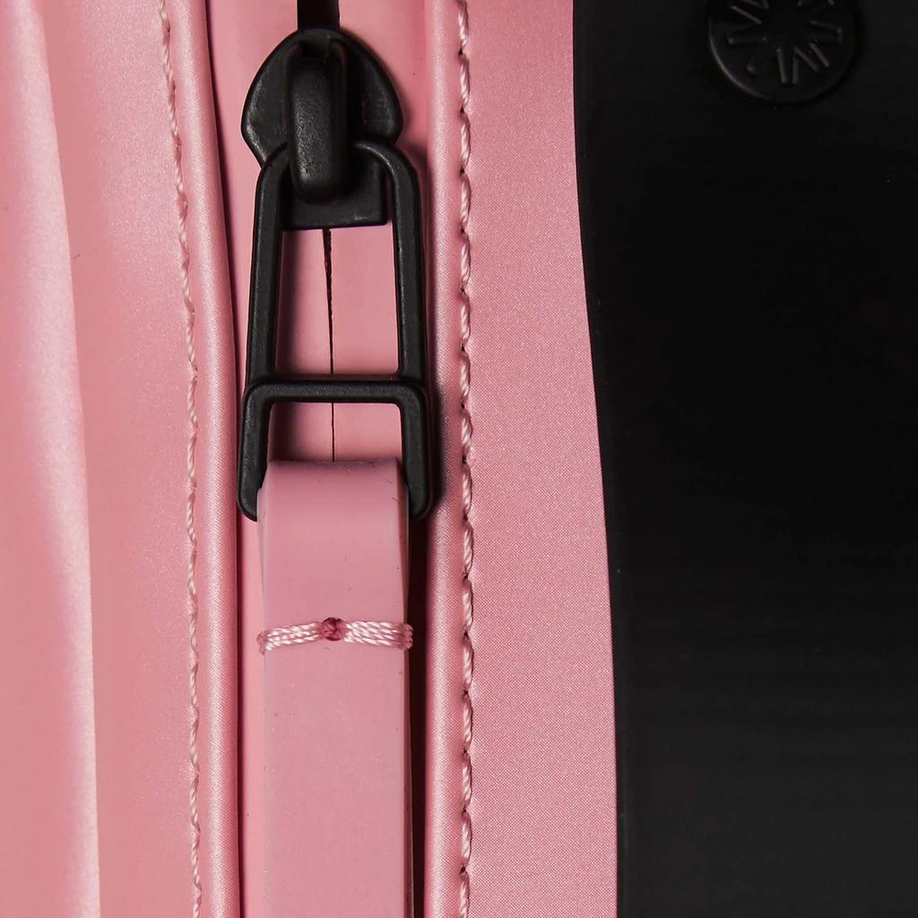 商品RAINS|Rains Micro Coated-Shell Shoulder Bag,价格¥356,第5张图片详细描述