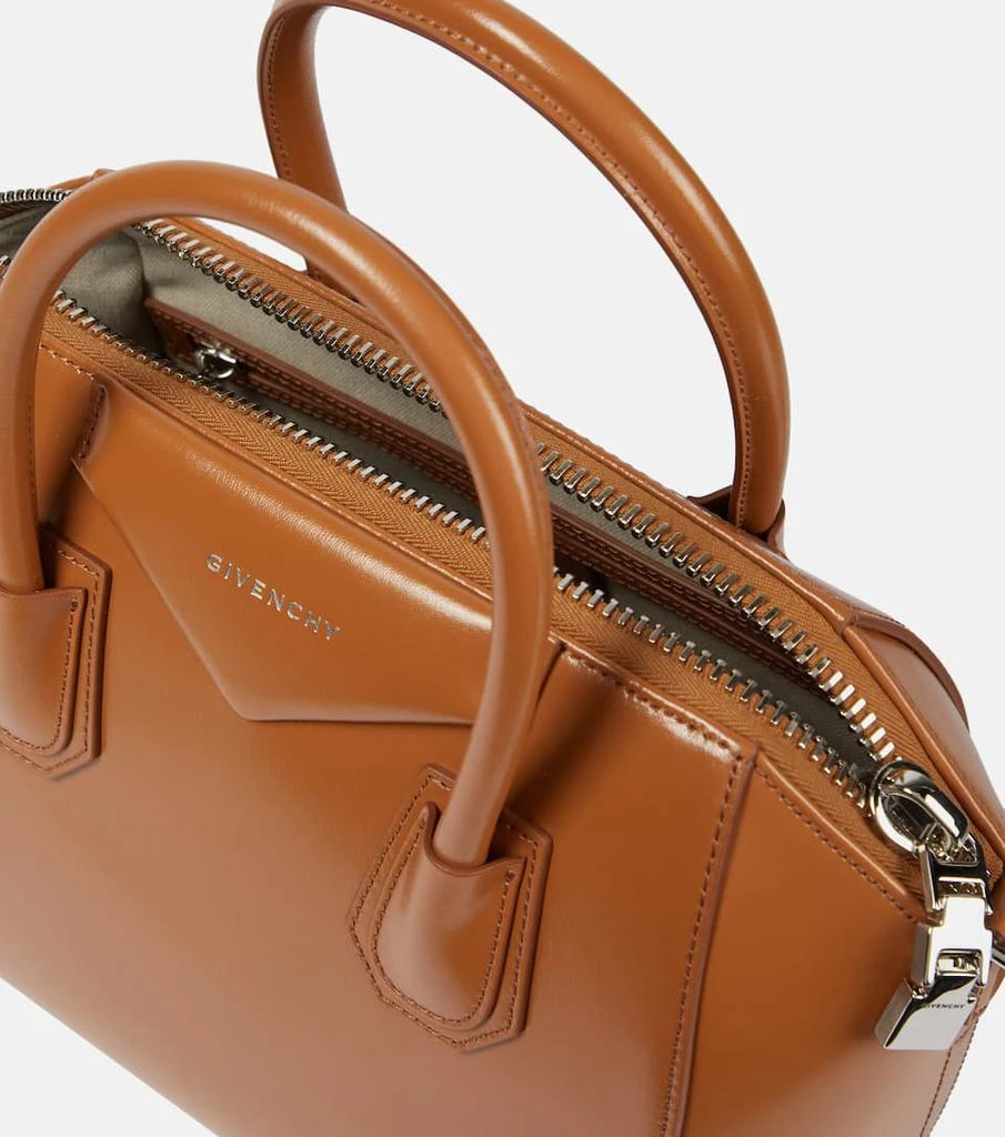 商品Givenchy|Antigona S号皮革托特包,价格¥20904,第3张图片详细描述