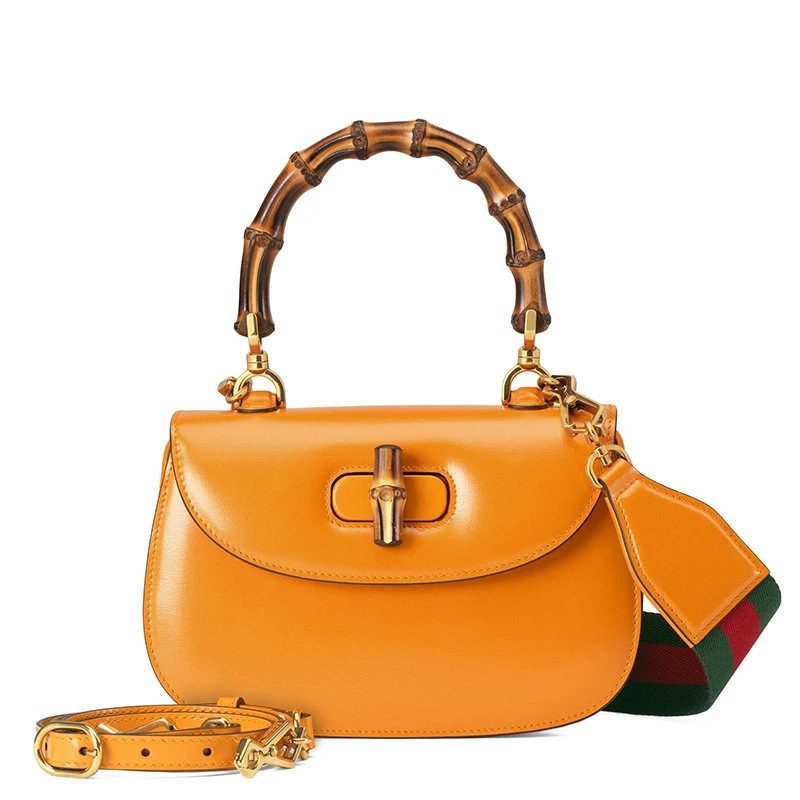 商品Gucci|【预售3-7天】GUCCI/古驰 2021秋冬 女士小号黄色皮革竹节配件附皮革和织带互换肩带竹子提手饰面斜跨单肩手提包67579710ODT7769,价格¥30066,第4张图片��详细描述