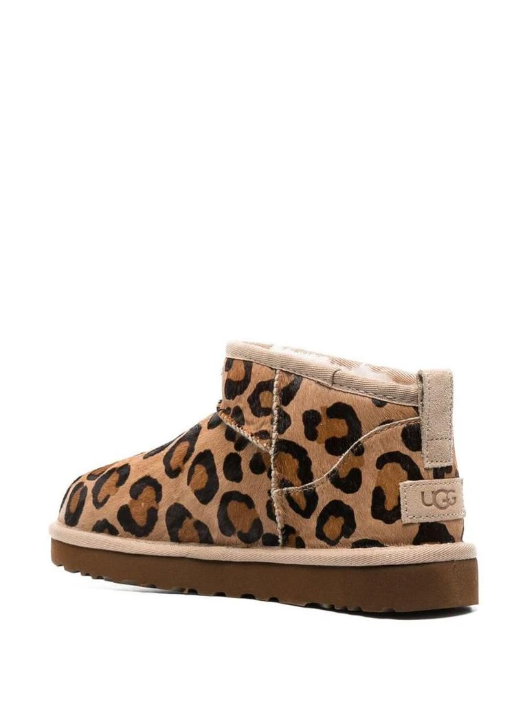 商品UGG|UGG Australia Boots Brown,价格¥1330,第2张图片详细描述