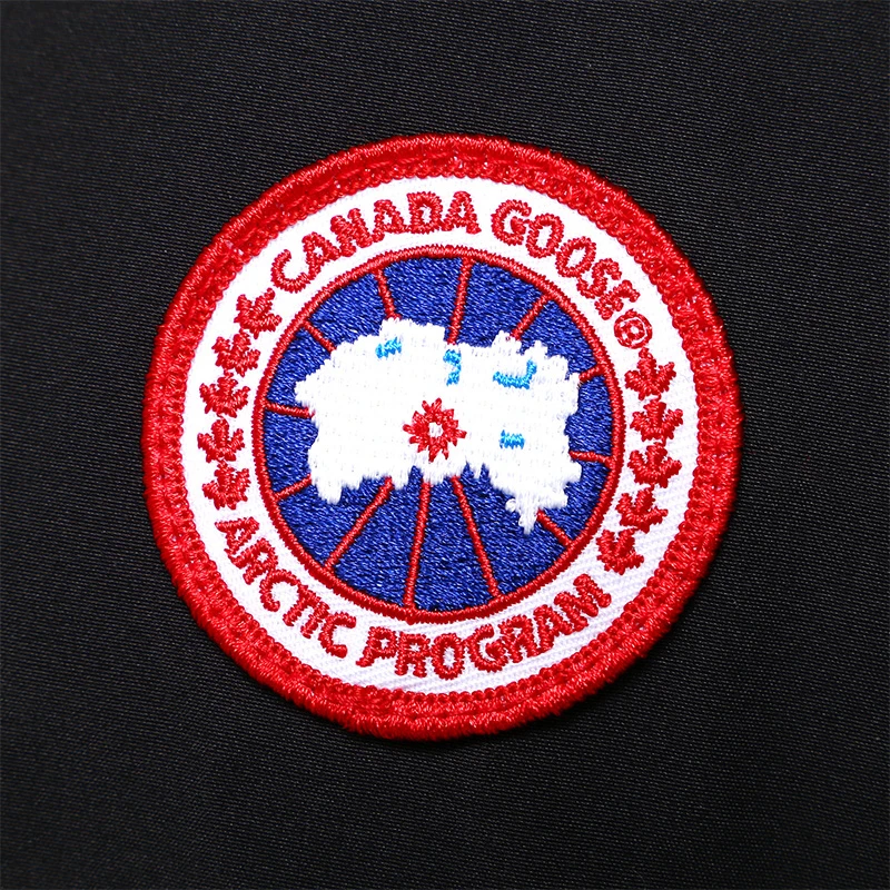Canada Goose 加拿大鹅 女士鸭绒黑色短款羽绒服 5805L-BLACK 商品