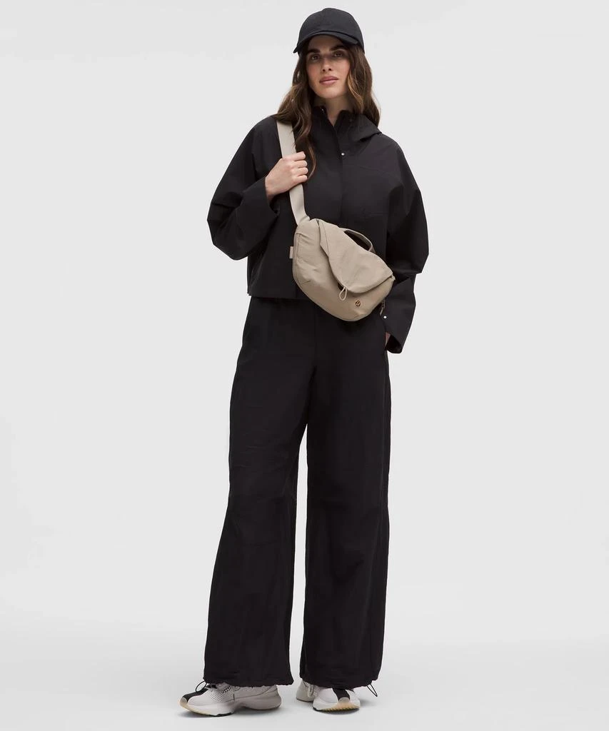 Curved Crossbody Bag 3L 商品