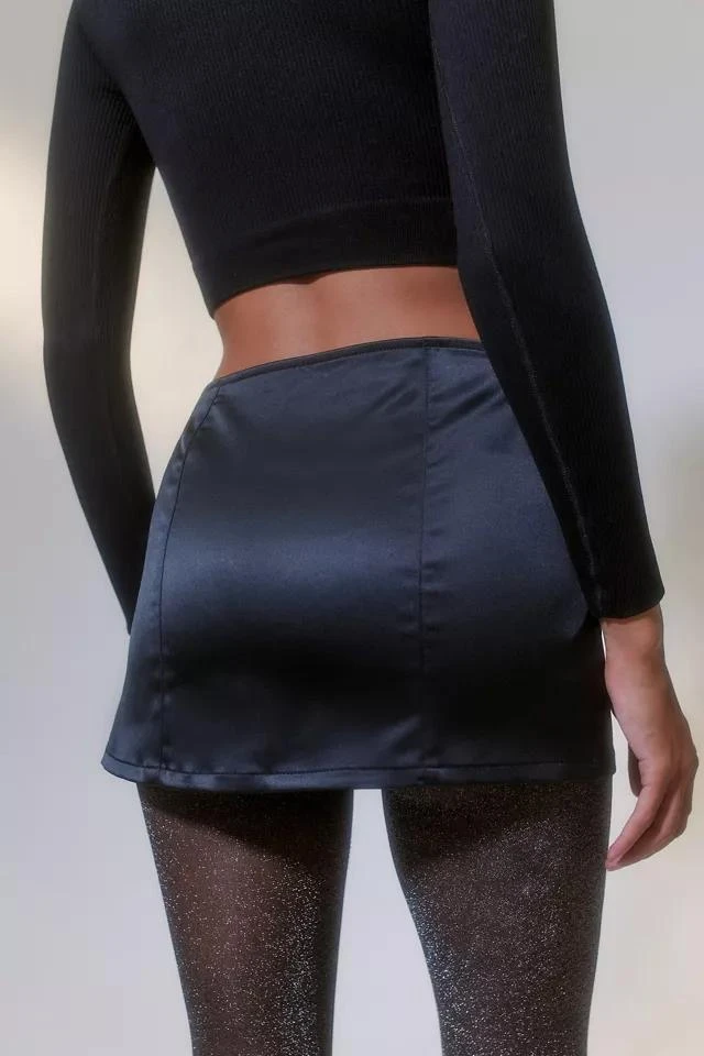 商品Urban Outfitters|UO Satin Diamante Mini Skirt,价格¥38,第3张图片详细描述