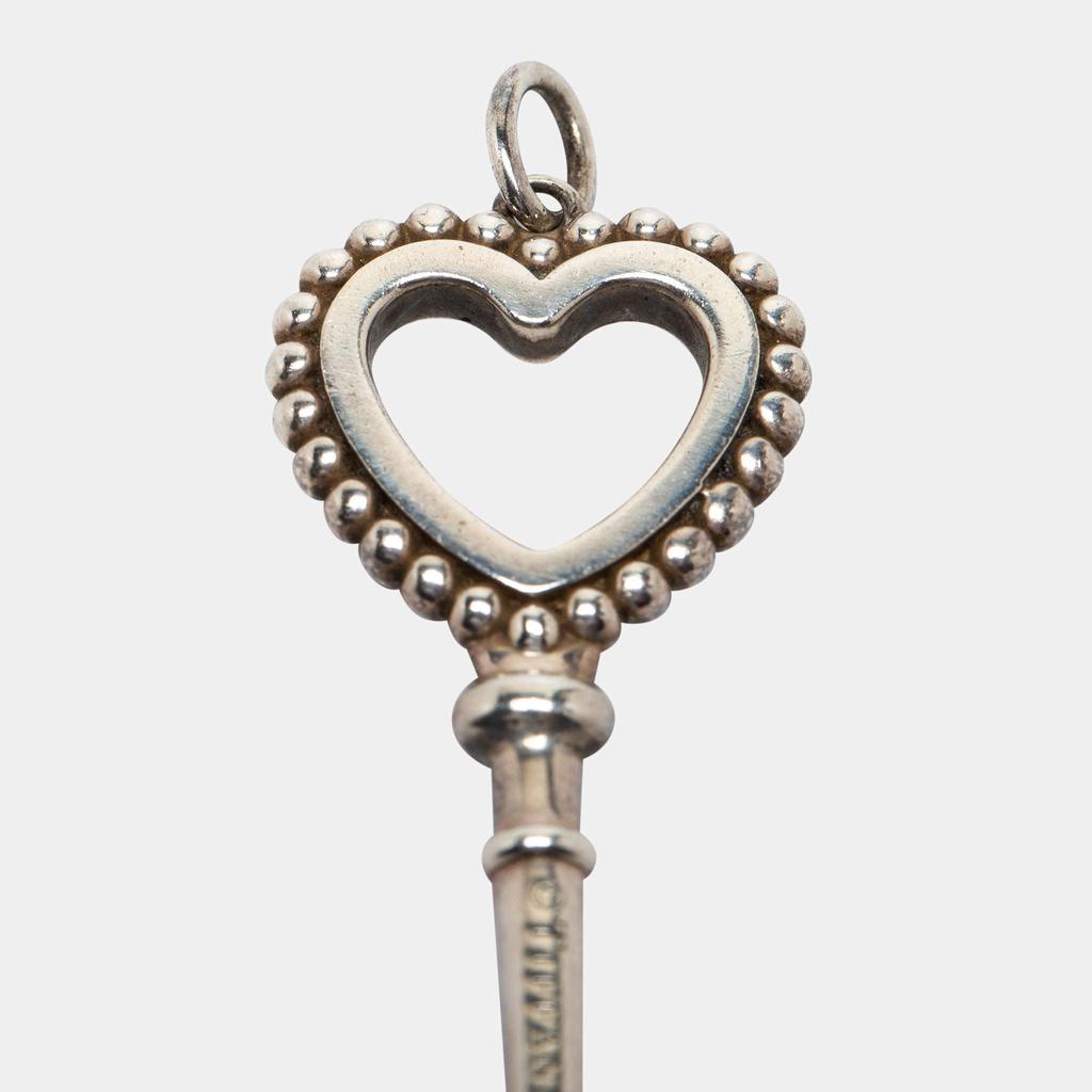 Tiffany & Co. Heart Key Enamel Sterling Silver Pendant商品第5张图片规格展示