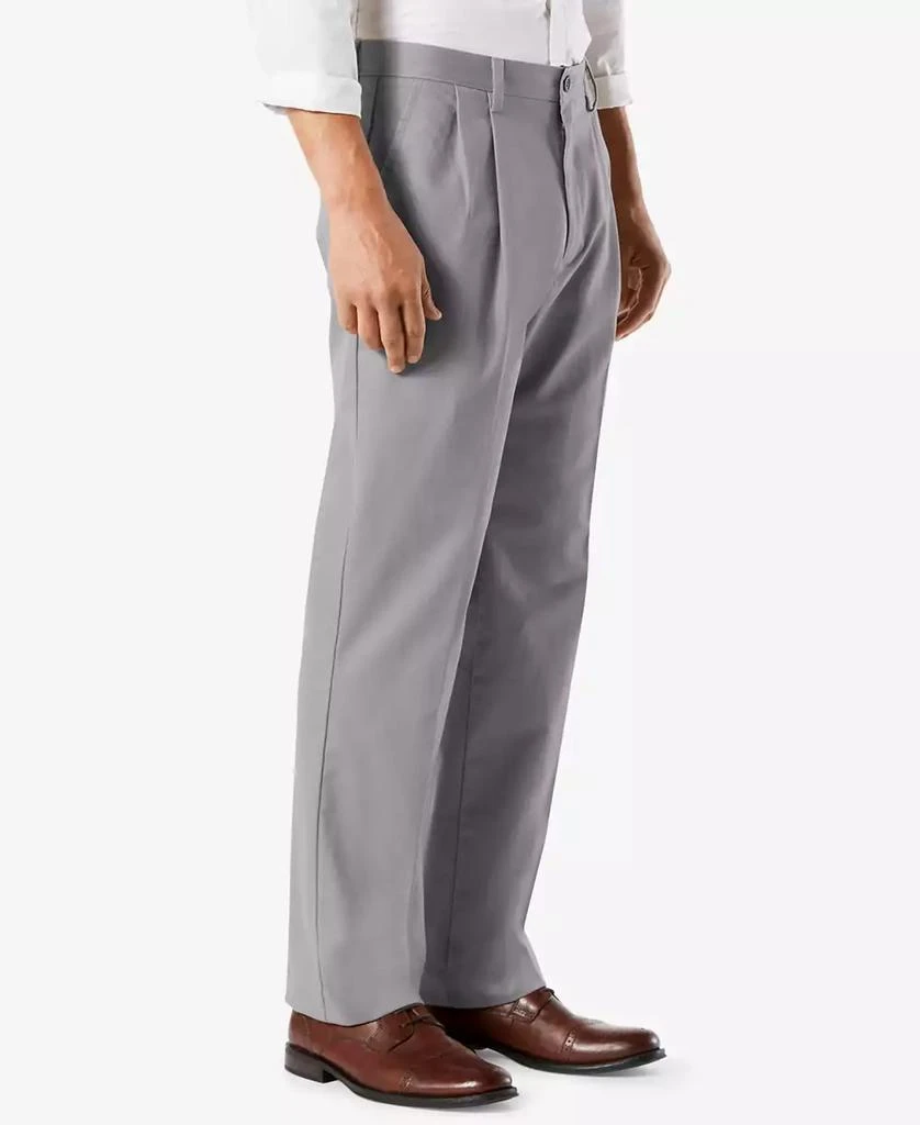 商品Dockers|Men's Easy Classic Pleated Fit Khaki Stretch Pants,价格¥388,第3张图片详细描述