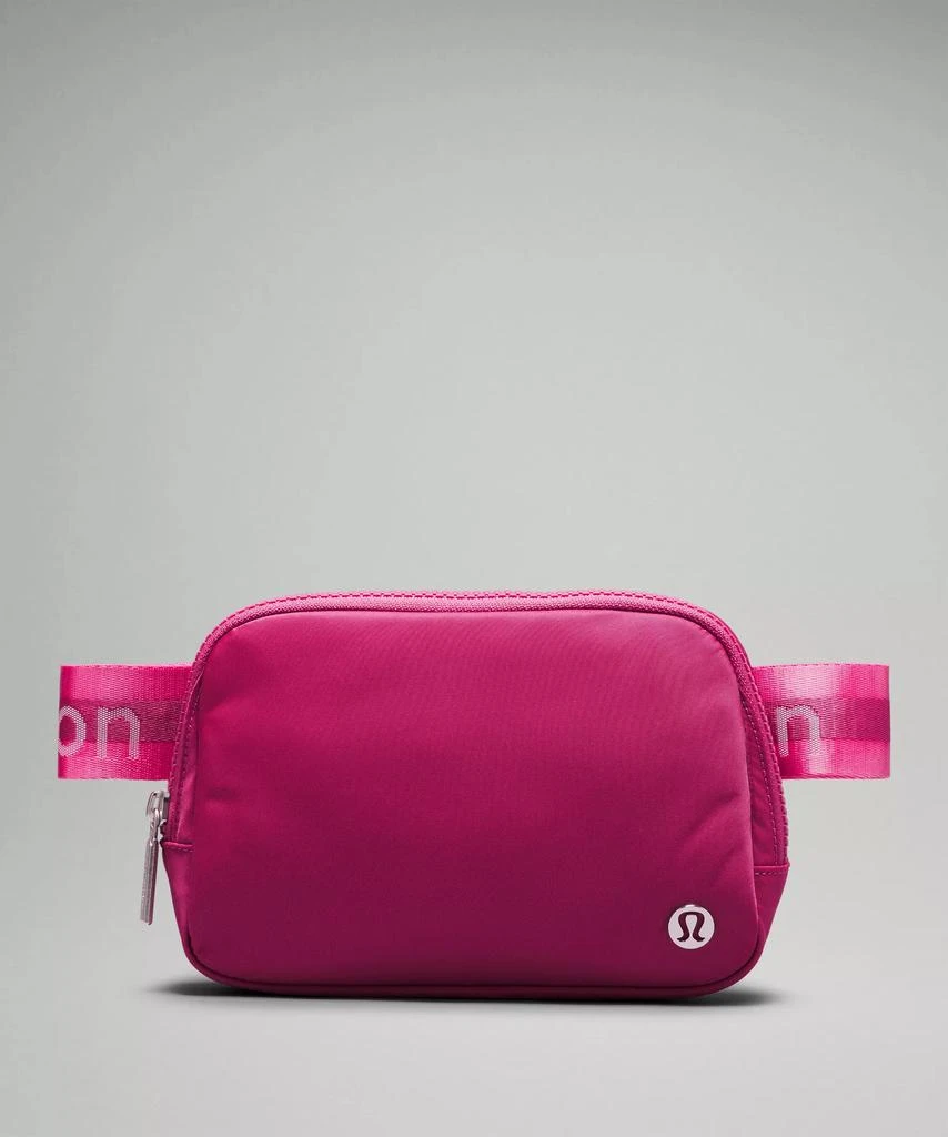 商品Lululemon|Everywhere Belt Bag 1L *Wordmark,价格¥335,第3张图片详细描述