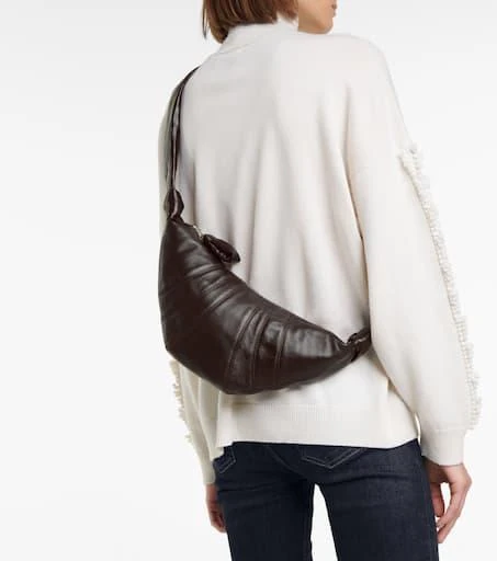 商品Lemaire|Croissant Small leather shoulder bag,价格¥9030,第2张图片详细描述