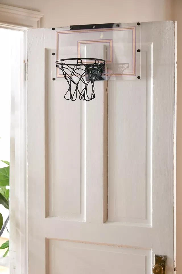 商品Spalding|Spalding UO Exclusive Over-The-Door Slam Dunk Mini Basketball Hoop,价格¥265,第2张图片详细描述