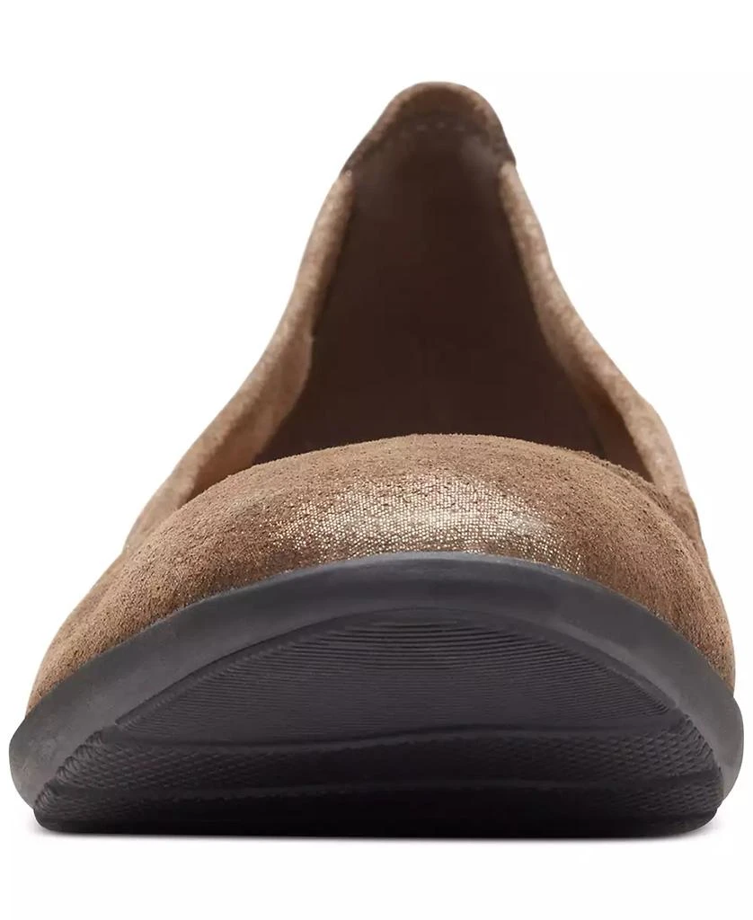 商品Clarks|Women's Jenette Ease Slip-On Flats,价格¥411,第3张图片详细描述