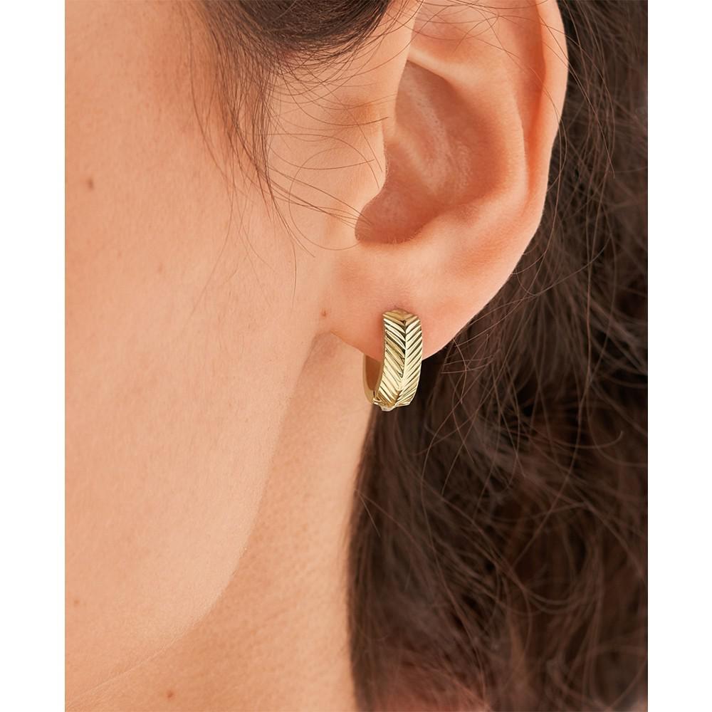 商品Fossil|Sadie Linear Texture Gold-tone Stainless Steel Huggie Hoop Earrings,价格¥333,第4张图片详细描述