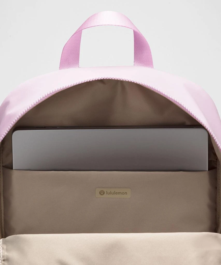 Everywhere Backpack 22L 商品
