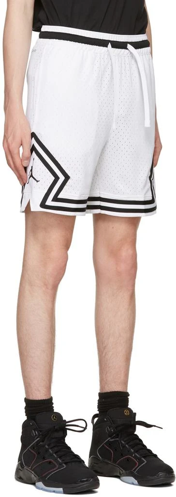 商品Jordan|白色涤纶短裤,价格¥553,第2张图片详细描述