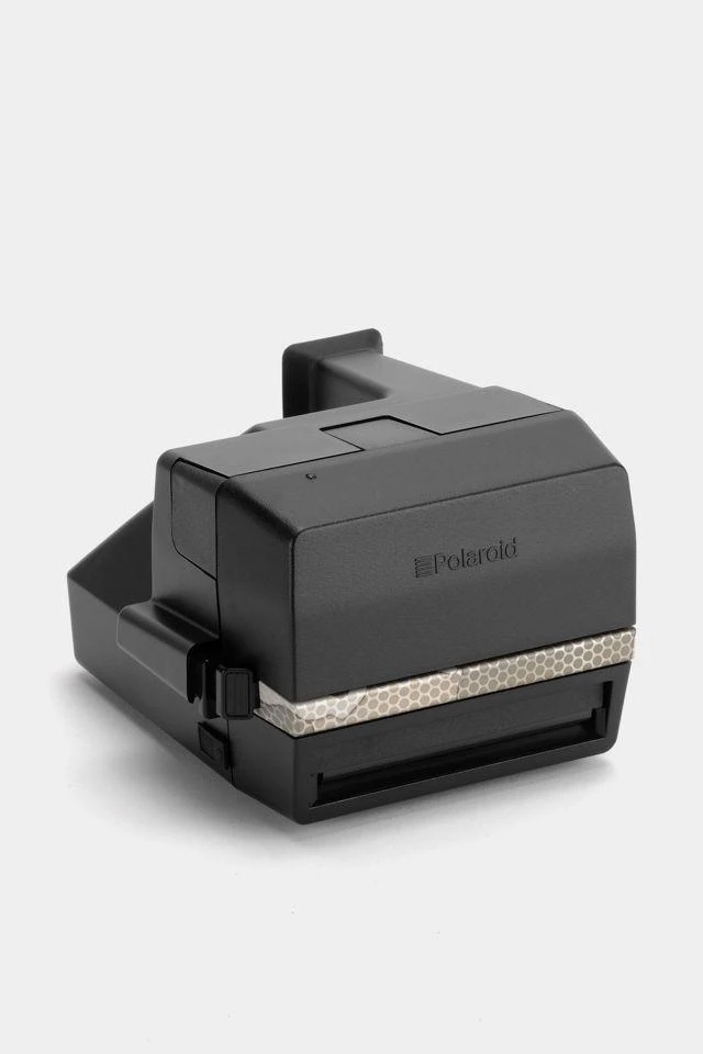 商品Polaroid|Polaroid Honeycomb Vintage 600 Instant Camera Refurbished by Retrospekt,价格¥1192,第2张图片详细描述