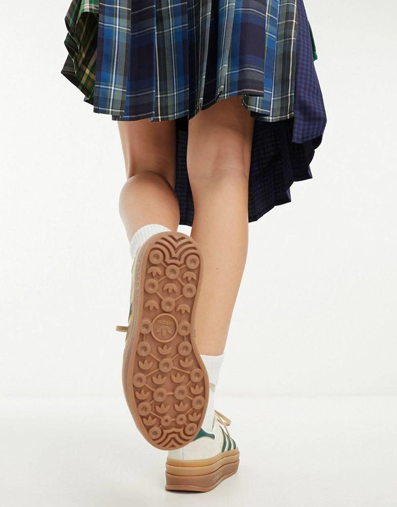 商品Adidas|adidas Originals Gazelle Bold platform trainers in cream/green with gum sole,价格¥853,第3张图片详细描述