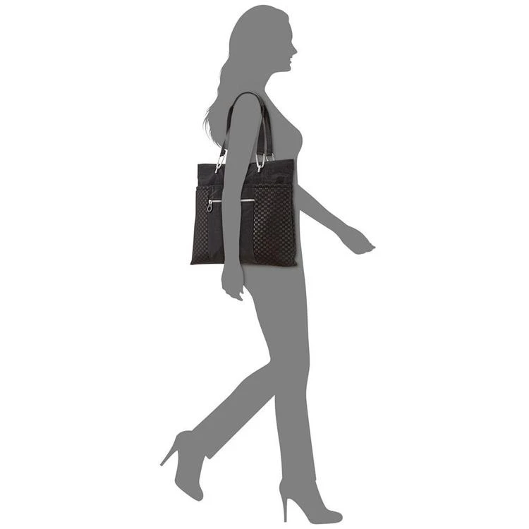 商品Calvin Klein|Athleisure Extra-Large Tote With Pocket,价格¥791,第1张图片