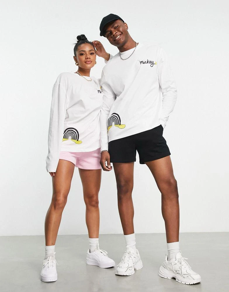 商品ASOS|ASOS DESIGN unisex long sleeve t-shirt with Disney Mickey Mouse prints in white,价格¥199,第4张图片详细描述