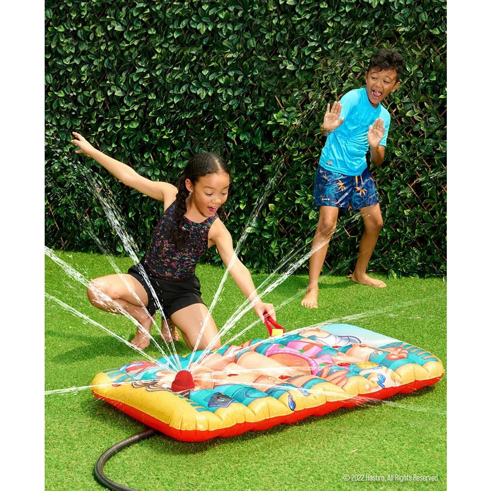 商品Hasbro|Operation Splash Game by WowWee  Backyard Sprinkler Mat Kids Game with 5 Foam Elements  Ages 4 And Up,价格¥75,第5张图片详细描述