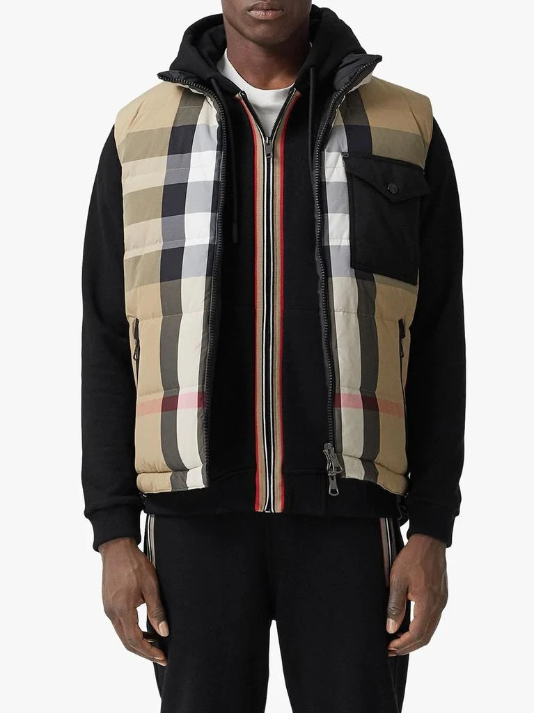 商品Burberry|BURBERRY Reversible Recycled Nylon Re:Down® Puffer Gilet,价格¥8737,第4张图片详细描述