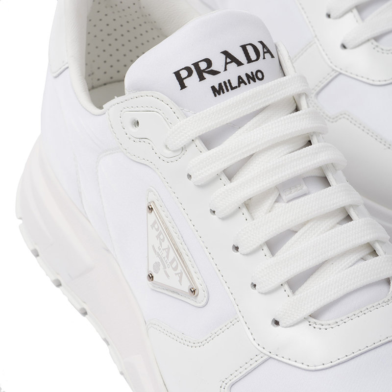 【预售3-7天】PRADA/普拉达 22年春夏新款 PRAX 1系列 男士白色再生尼龙和亮面皮革运动鞋2EE369_3LF5_F0009_F_G000商品第5张图片规格展示
