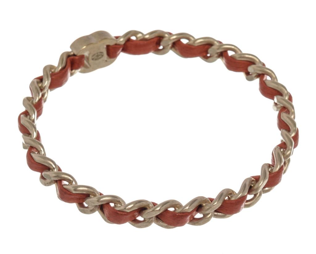 Chanel Red Leather Woven Silver-tone Chain-link CC Bangle Bracelet商品第4张图片规格展示