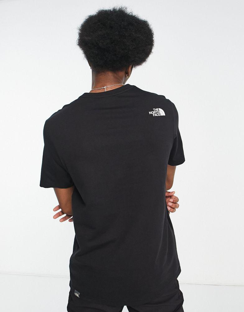 The North Face Mountain Line t-shirt in black商品第2张图片规格展示