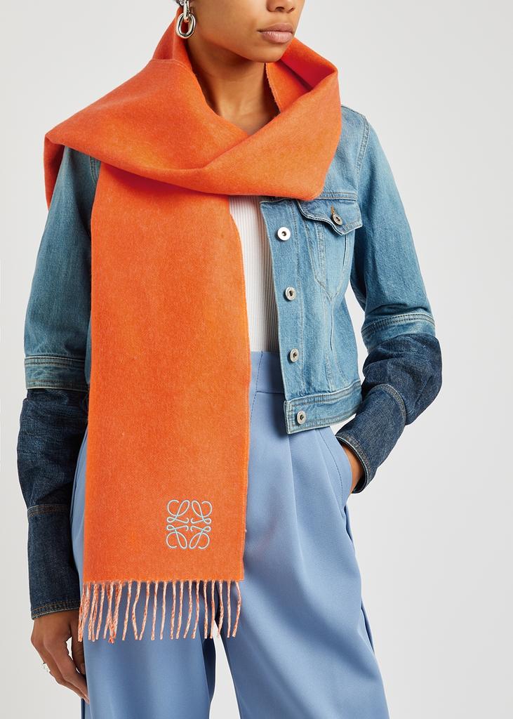Logo-embroidered wool-blend scarf商品第2张图片规格展示
