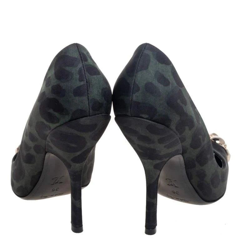 商品[二手商品] Louis Vuitton|Louis Vuitton Green/Black Leopard Print Fabric Bernice Studded Pumps Size 36,价格¥1519,第5张图片详细描述